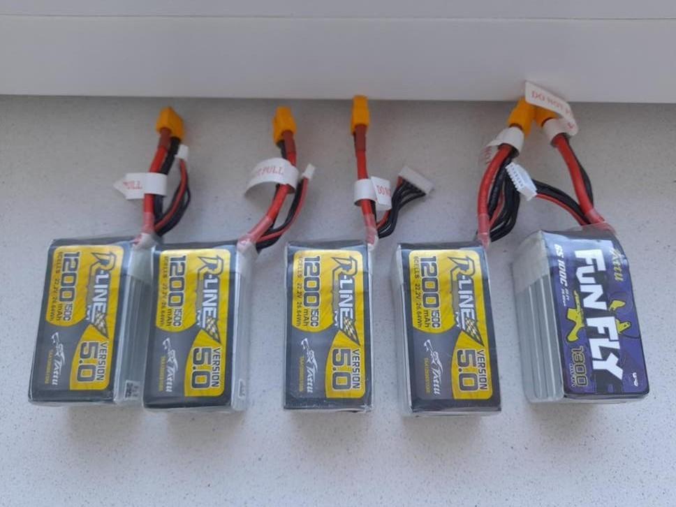 6S Tattu lipo's 5 stuks - zo goed als nieuw, Ophalen of Verzenden, Zo goed als nieuw