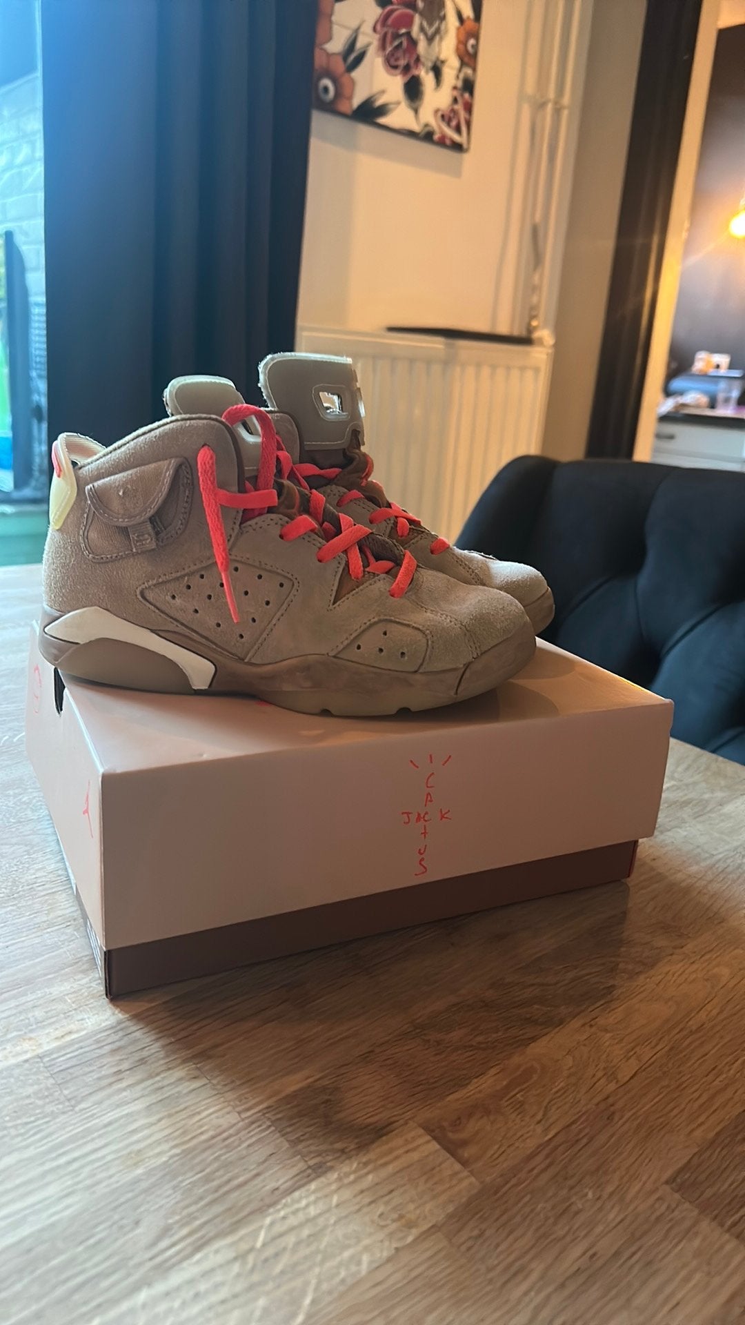 Jordan 6 travis scott, Kleding | Heren, Schoenen, Bruin, Sportschoenen, Ophalen of Verzenden, Zo goed als nieuw