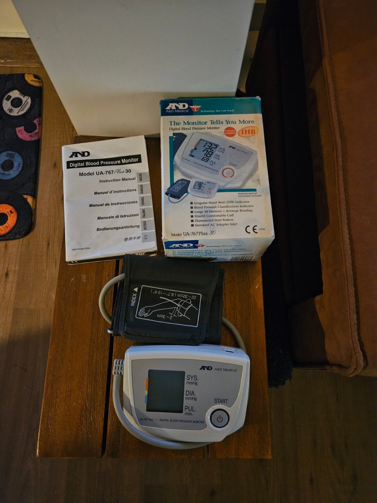 A&D Medical Bloeddrukmeter UA-767 Plus 30, Ophalen of Verzenden, Zo goed als nieuw, Overige typen