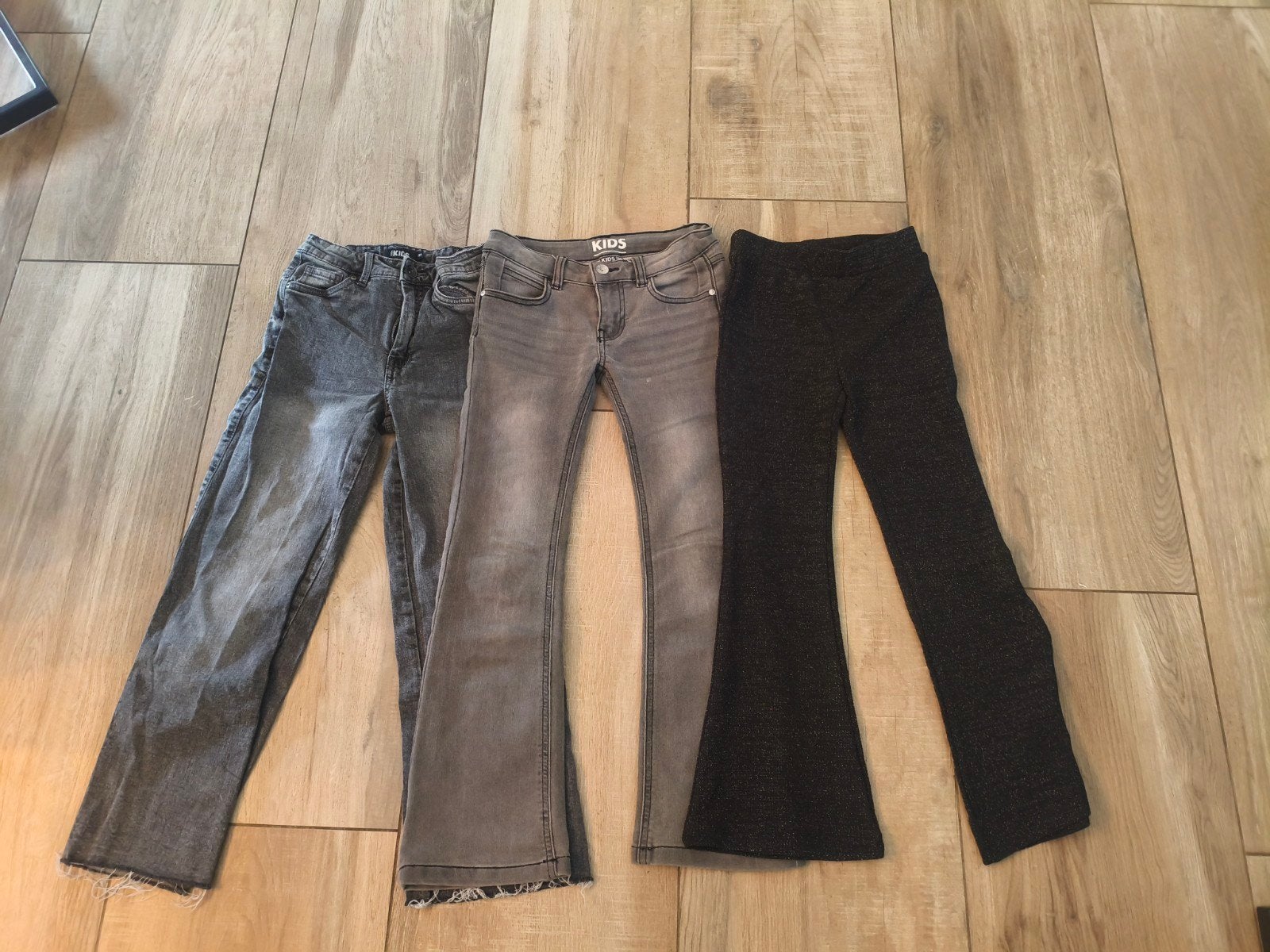 3 broeken maat 128/134, Gebruikt, Meisje, Onbekend, Ophalen