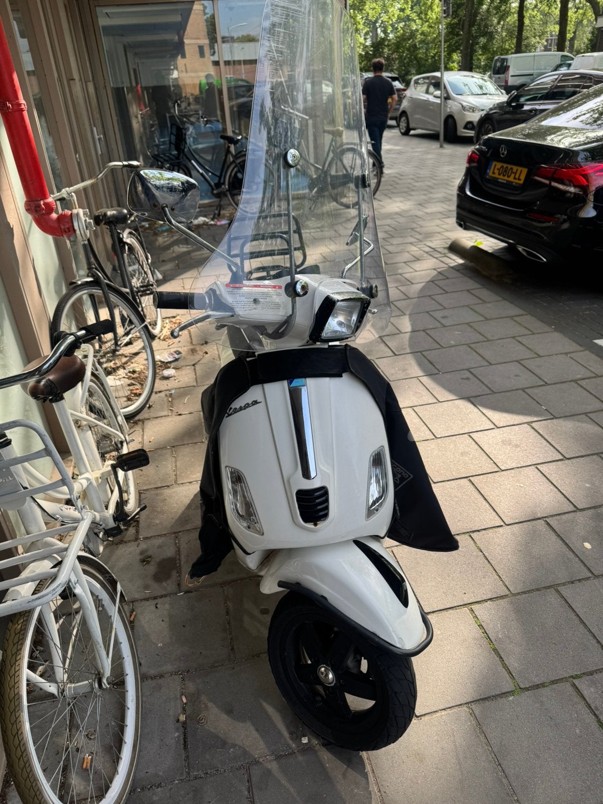 Vespa s50, Fietsen en Brommers, Scooters | Vespa, Ophalen of Verzenden, Zo goed als nieuw, Benzine