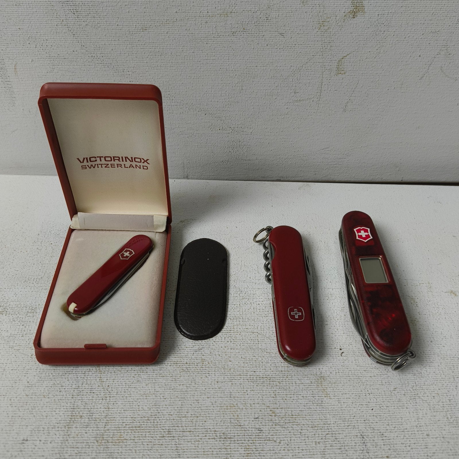3 X Victorinox Traveller,mini,classic, Ophalen of Verzenden, Zo goed als nieuw
