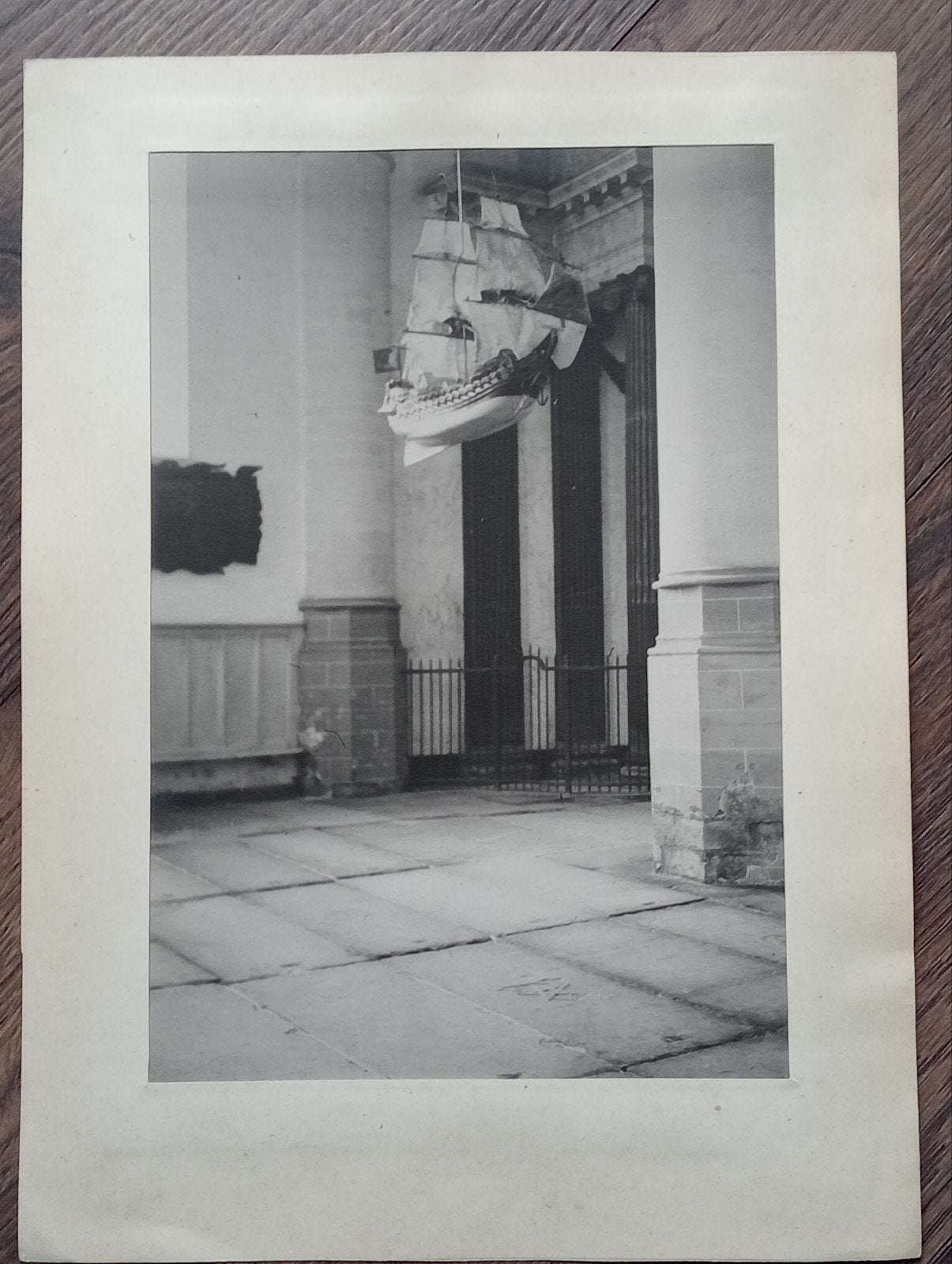 Kerkinterieur met Schip jaren dertig, Ophalen of Verzenden, Voor 1940, Gebruikt, Overige onderwerpen