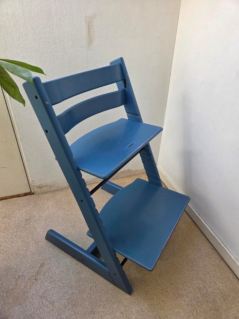 Tripp Trapp kinderstoel fris blauw, Kinderen en Baby's, Kinderstoelen, Ophalen, Gebruikt, Meegroeistoel