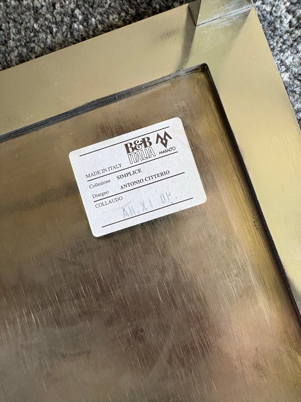 B&B Italia Simplice bijzettafel Antonio Citterio, Huis en Inrichting, Tafels | Bijzettafels, Gebruikt, Metaal of Aluminium, Vierkant