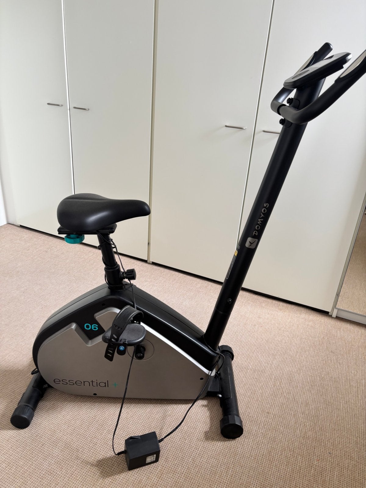 Domyos Essential 06 Hometrainer - Doe een goed bod, Ophalen of Verzenden, Zo goed als nieuw, Metaal, Benen