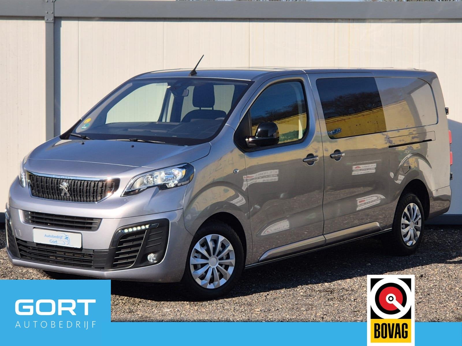Peugeot Expert 2.0 BlueHDI 180 S&S DC TREKHAAK, Auto's, Stof, Gebruikt, 4 cilinders, 2500 kg