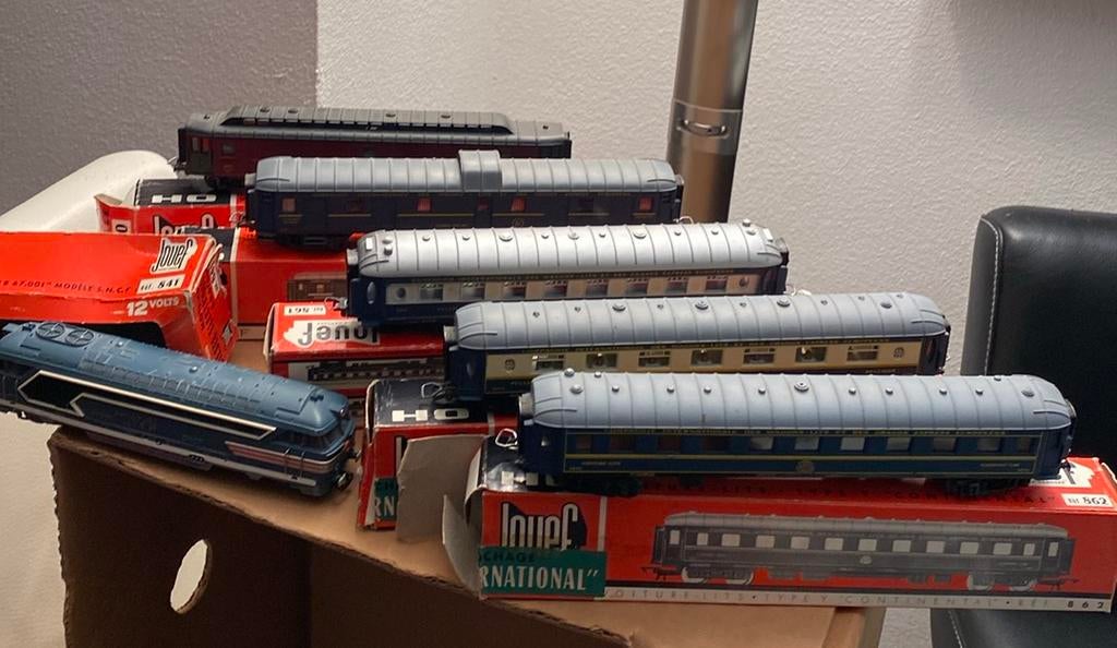 jouef841. 460. 850. 860, 861, 862, Hobby en Vrije tijd, Modeltreinen | H0, Ophalen of Verzenden, Zo goed als nieuw, Gelijkstroom