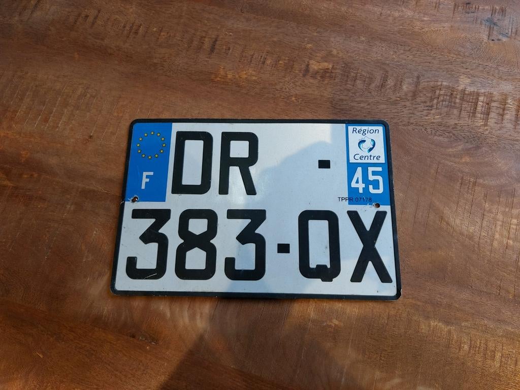 Kentekenplaat Frankrijk departement 45, Ophalen