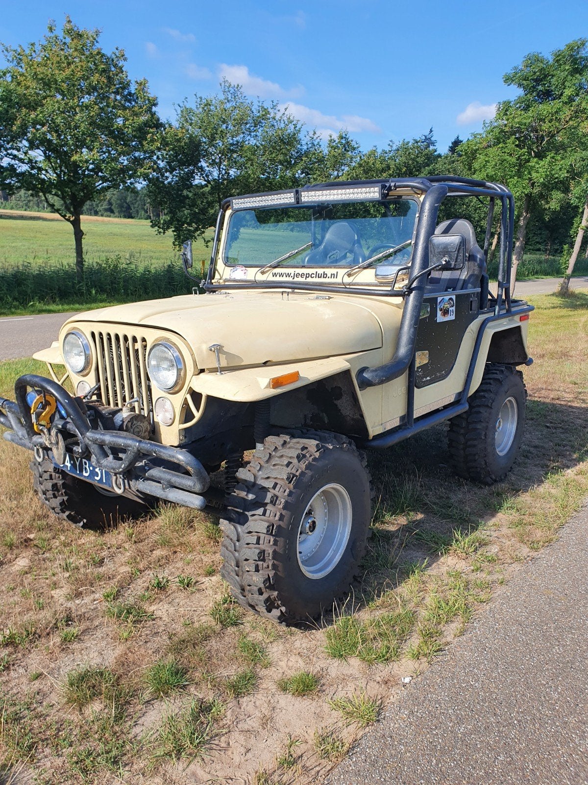 Jeep cj 5 ,   v8  4x4  met kenteken