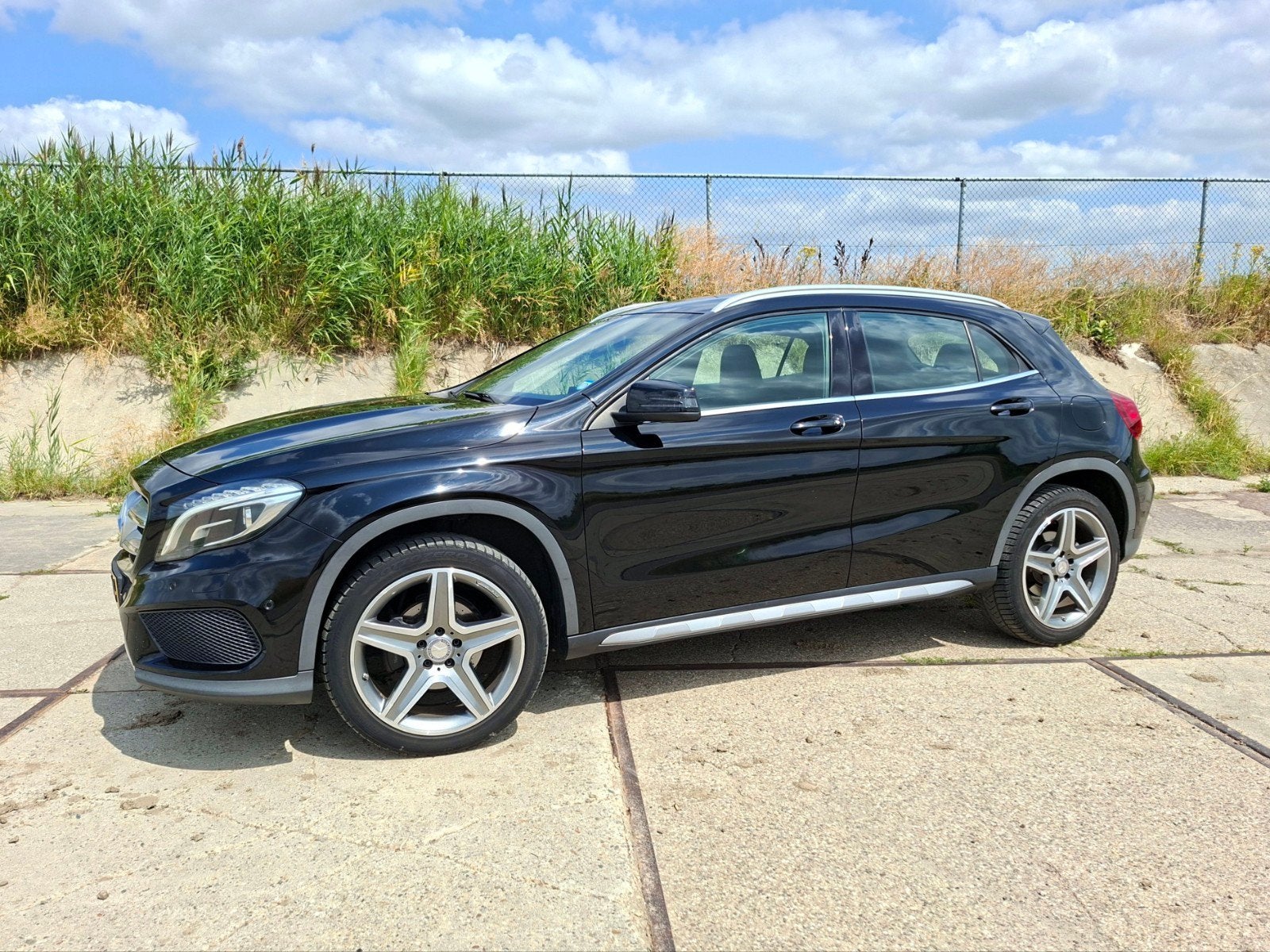 Mercedes GLA 200 Prestige AMG automaat, Auto's, Zwart, 715 kg, Zwart, 1595 cc