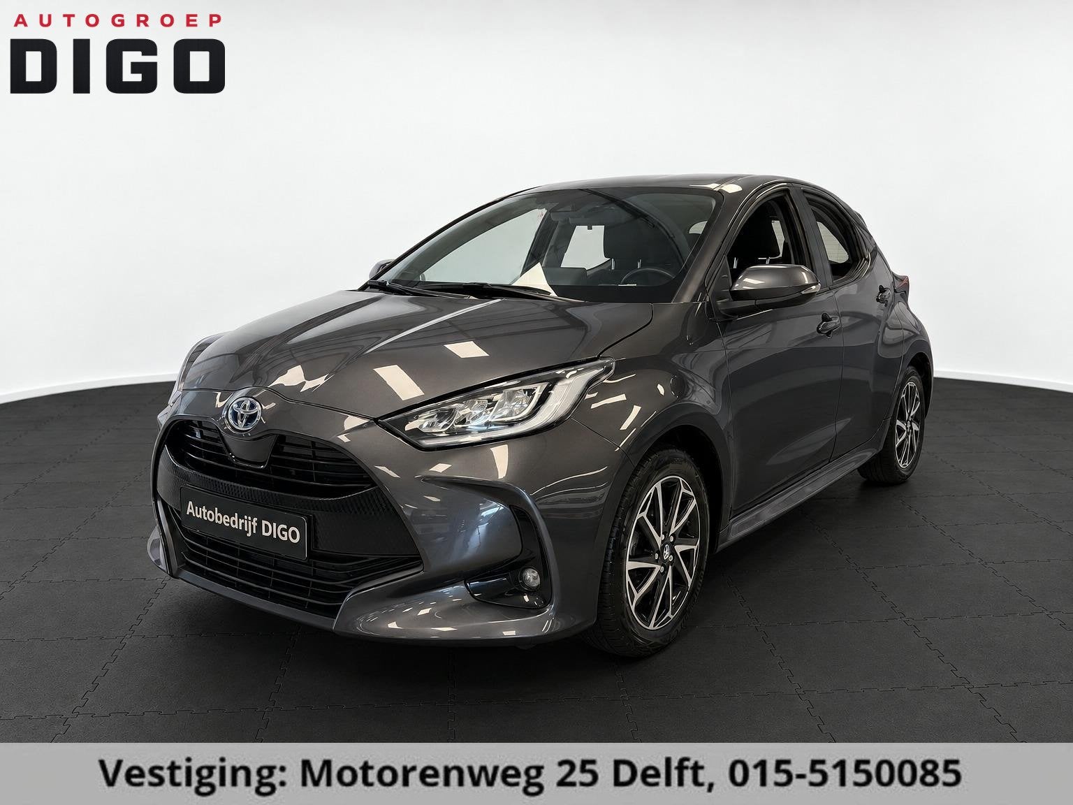 Toyota Yaris 1.5 Hybrid 115 Dynamic GARANTIE TOT 06-2033! ., Auto's, Stof, Gebruikt, Euro 6, 116 pk