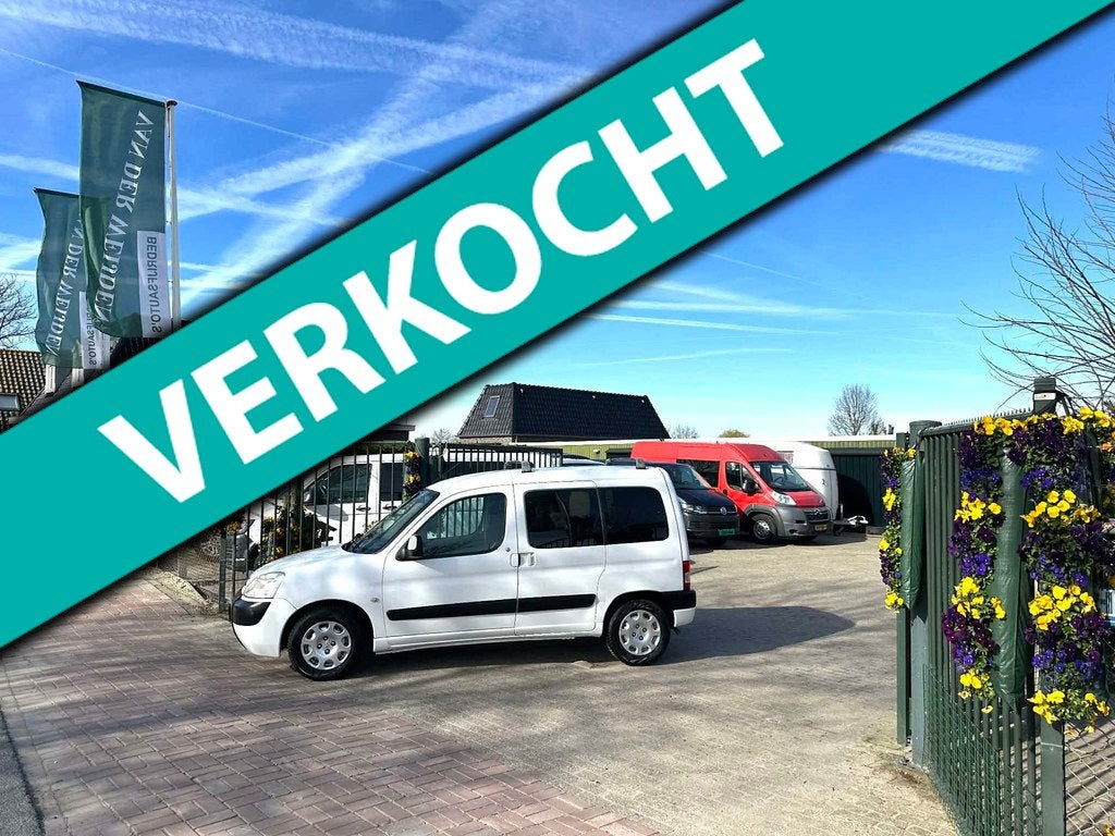 Peugeot Partner MPV 1.4 XT Benzine 5 Persoons Bank Neerklapb, Auto's, Peugeot, Voorwielaandrijving, Stof, Zwart, 14 km/l