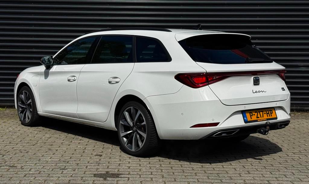 Seat Leon Sportstourer 1.4 TSI eHybrid PHEV FR Business Inte, Auto's, Seat, Gebruikt, 4 cilinders, 150 pk, Leon