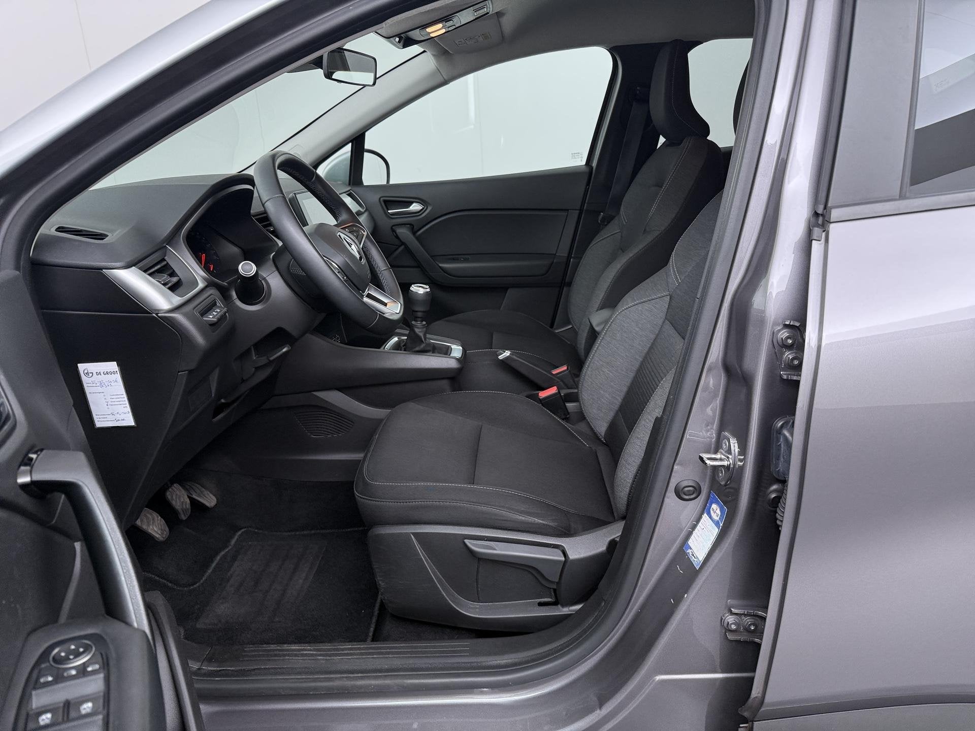 Foto 11 van Renault Captur 1.0 TCe 90 Life - Navigatie - Airconditioning
