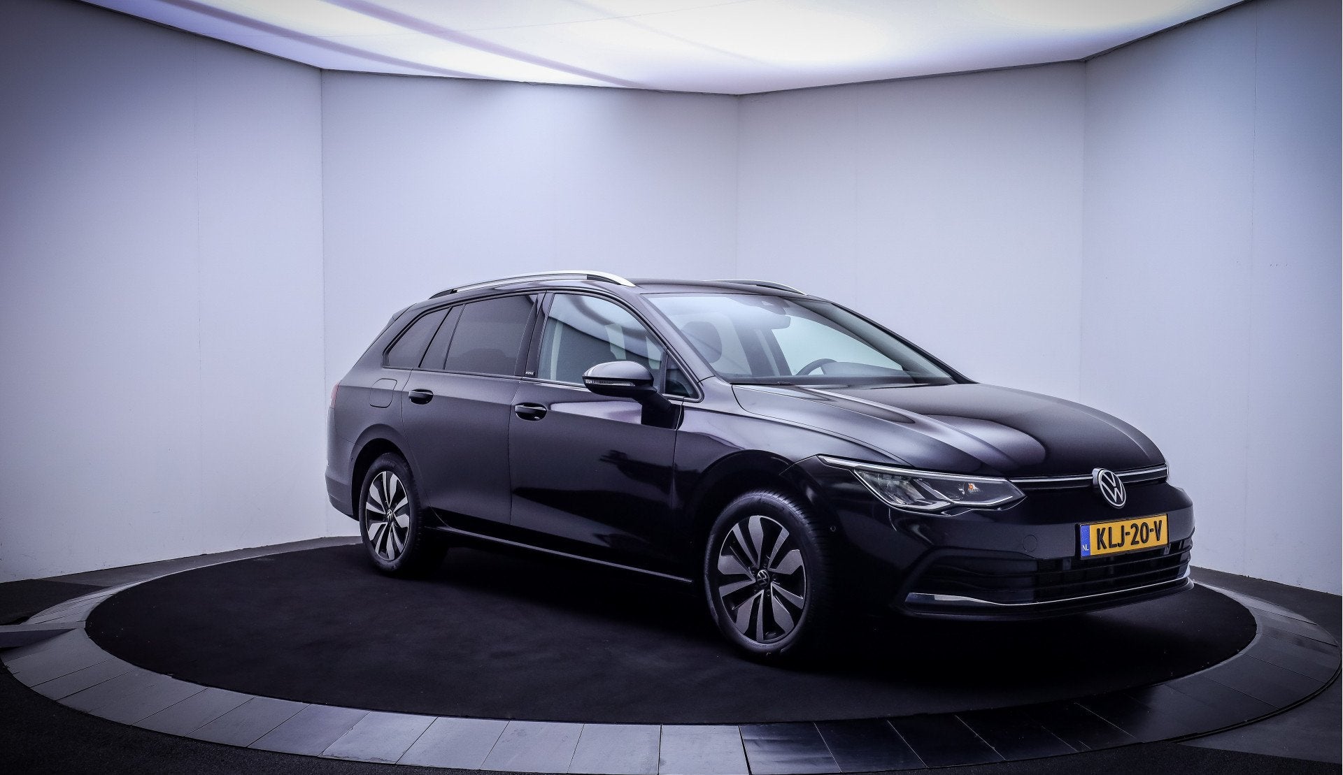 Volkswagen Golf Variant 1.5 TSI 150Pk MOVE Business FULL LED, Stof, Zwart, 4 cilinders, 150 pk