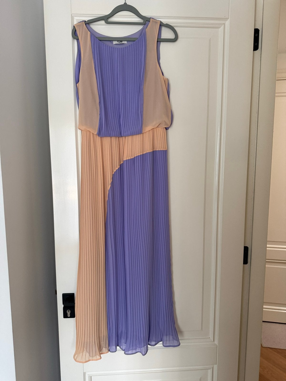 People Maxi Jurk - Lavendel & Perzik Plissé, Kleding | Dames, Jurken, Paars, Ophalen of Verzenden, Zo goed als nieuw, Maat 36 (S)