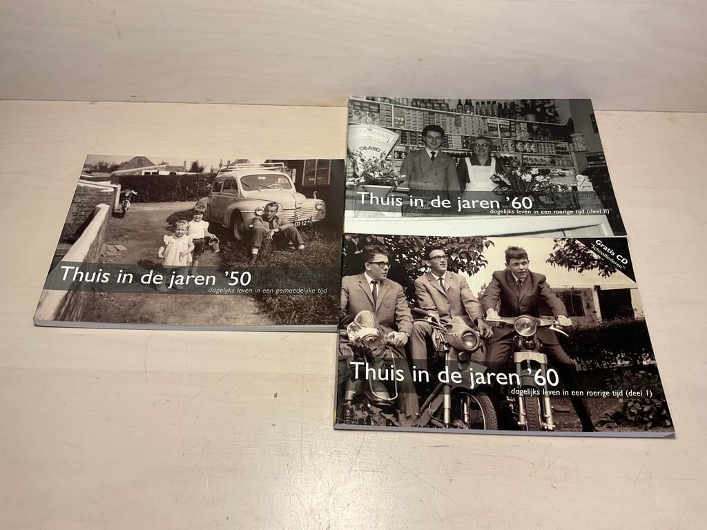 Thuis in de jaren’50 en ‘60 (deel I en II), Ophalen of Verzenden, Zo goed als nieuw