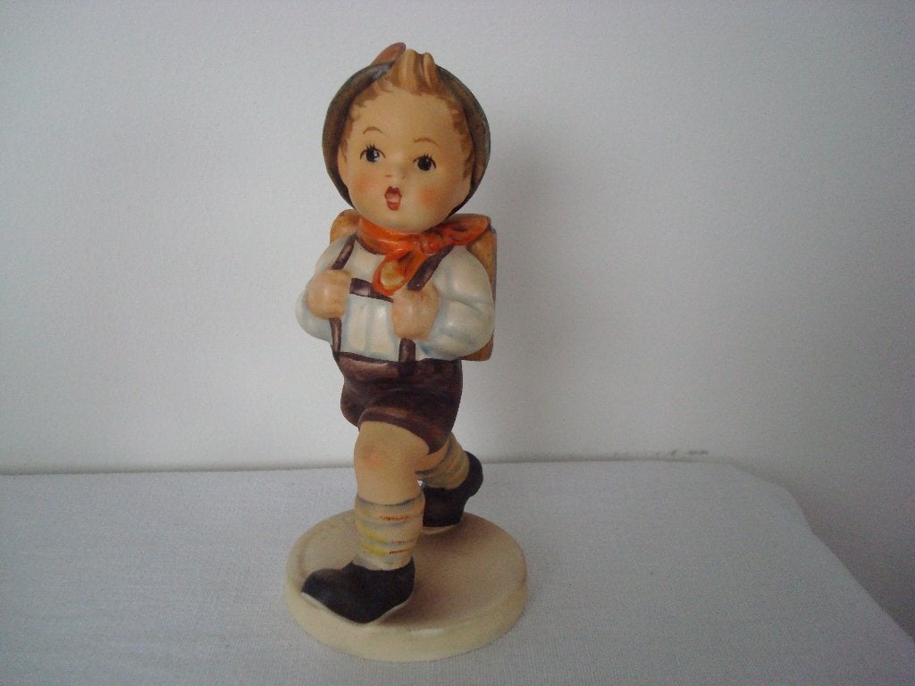 hummel goebel schooljongen nr 82/0, Ophalen of Verzenden, Zo goed als nieuw, Hummel