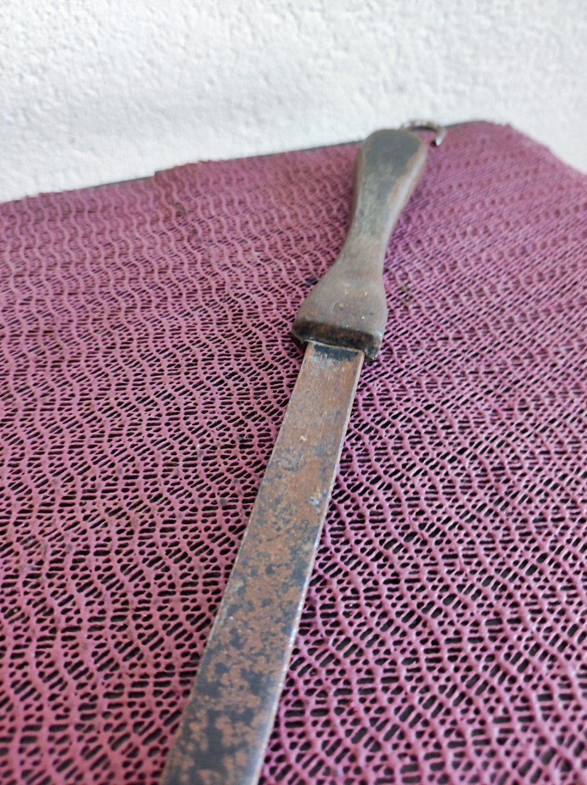 Antiek mes met met stalen handvat, Antiek en Kunst, Antiek | Gereedschap en Instrumenten, Ophalen of Verzenden
