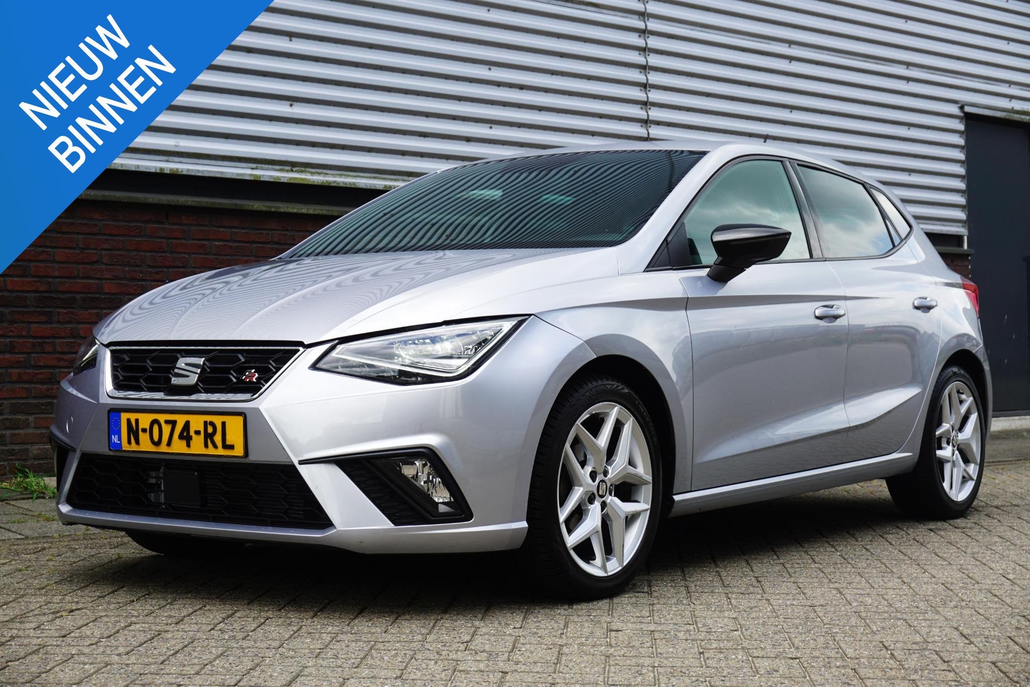 SEAT Ibiza 1.0 TSI FR Business Intense/Leer-Alcantara/Carpla, Auto's, Stof, Ibiza, Bedrijf, Handgeschakeld