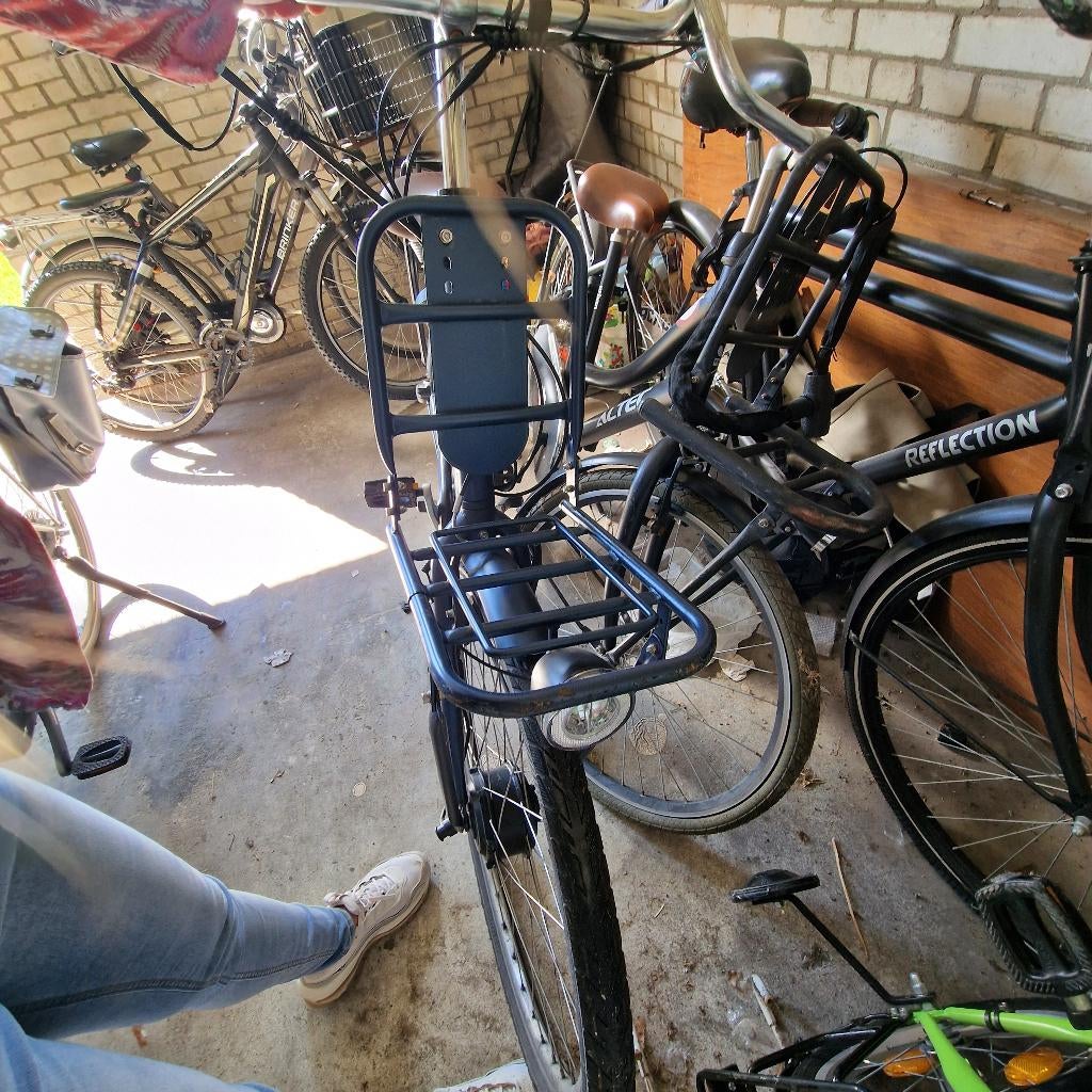 Kapotte electrische fiets opknap, Fietsen en Brommers, Fietsen | Dames | Damesfietsen, Ophalen, Gebruikt, Overige merken