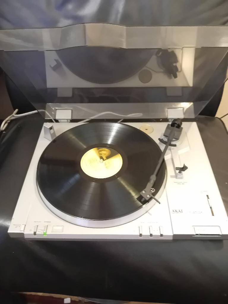 akai AP-Q41 D Drive Quartz Lock platenspeler, Audio, Tv en Foto, Platenspelers, Gebruikt, Automatisch, Ophalen of Verzenden, Platenspeler