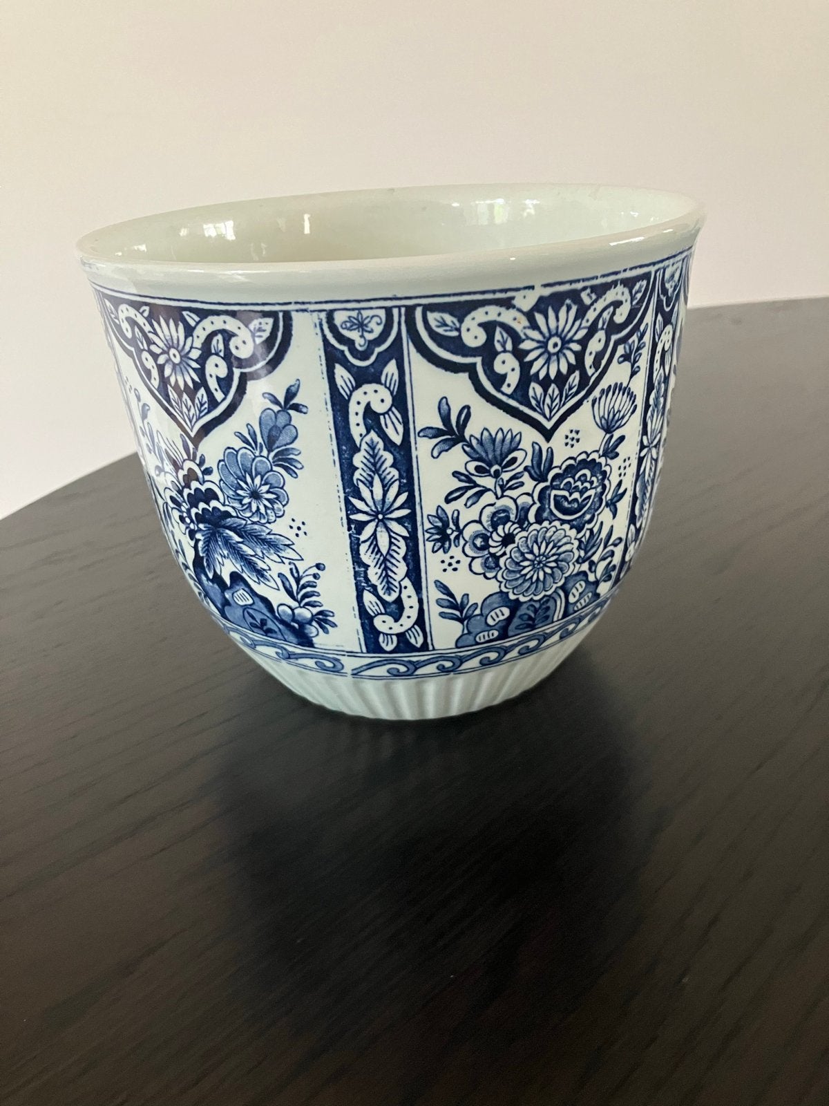 Antieke Delfts Blauw Bloempot met Bloemmotief, Ophalen