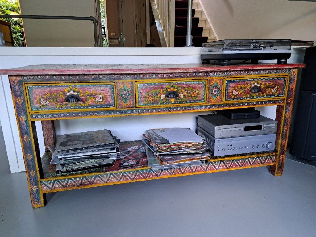 Kleurrijke wandtafel, Huis en Inrichting, Kasten | Overige, Ophalen, Gebruikt