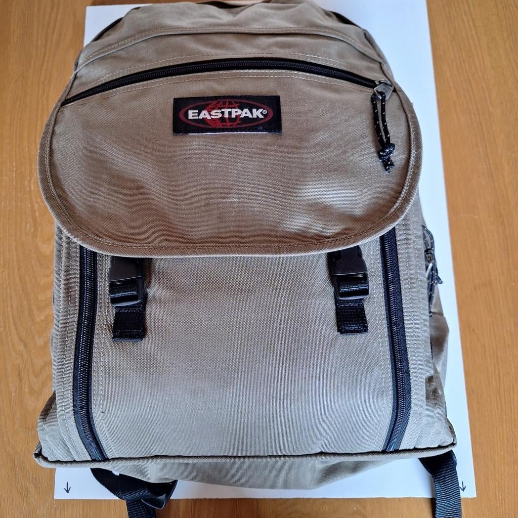 EASTPAK rugtas., Minder dan 30 cm, 25 tot 40 cm, Ophalen of Verzenden, Zo goed als nieuw