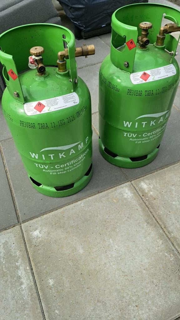 Witkamp 2 navul gasflessen, Ophalen