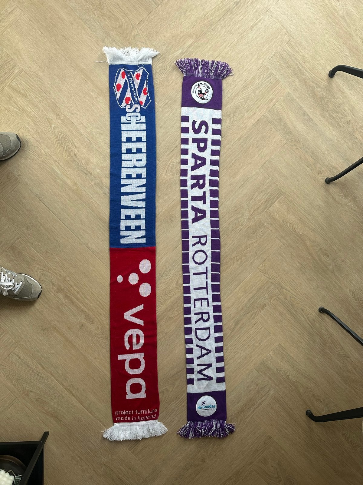 SC Heerenveen & Sparta Rotterdam sjaals, Sport en Fitness, Voetbal, Gebruikt, Clubaccessoires, Maat XL, Ophalen of Verzenden