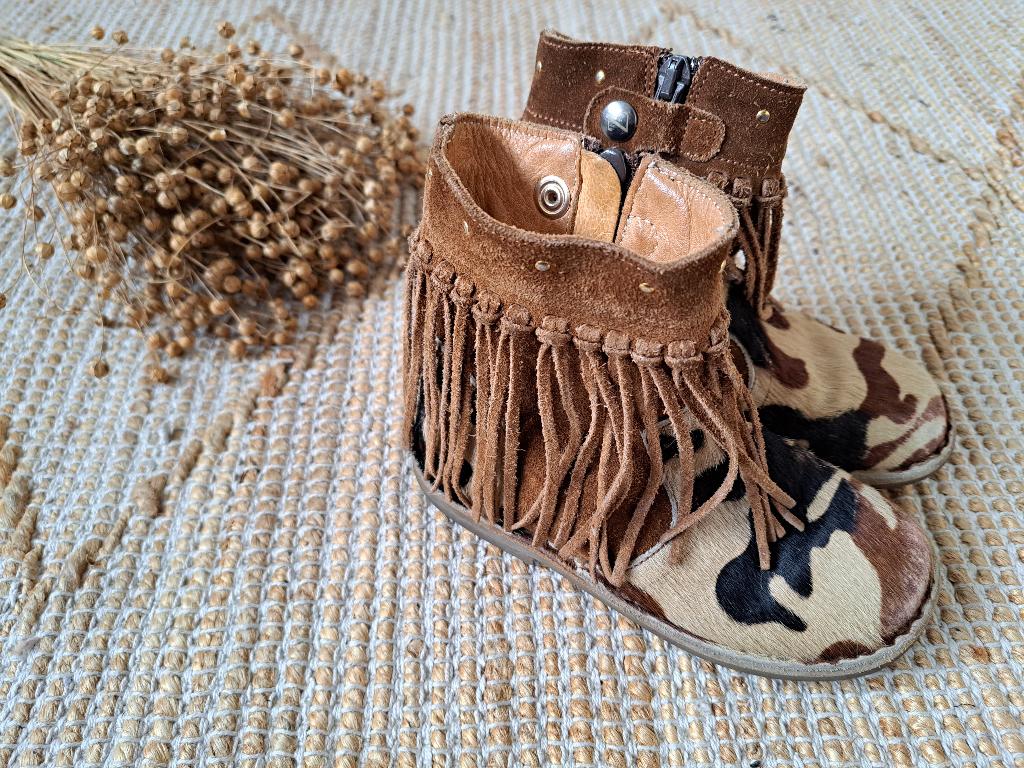 Stoere koeienleren schoentjes maat 27, Meisje, Ophalen of Verzenden, Gebruikt, Schoentjes