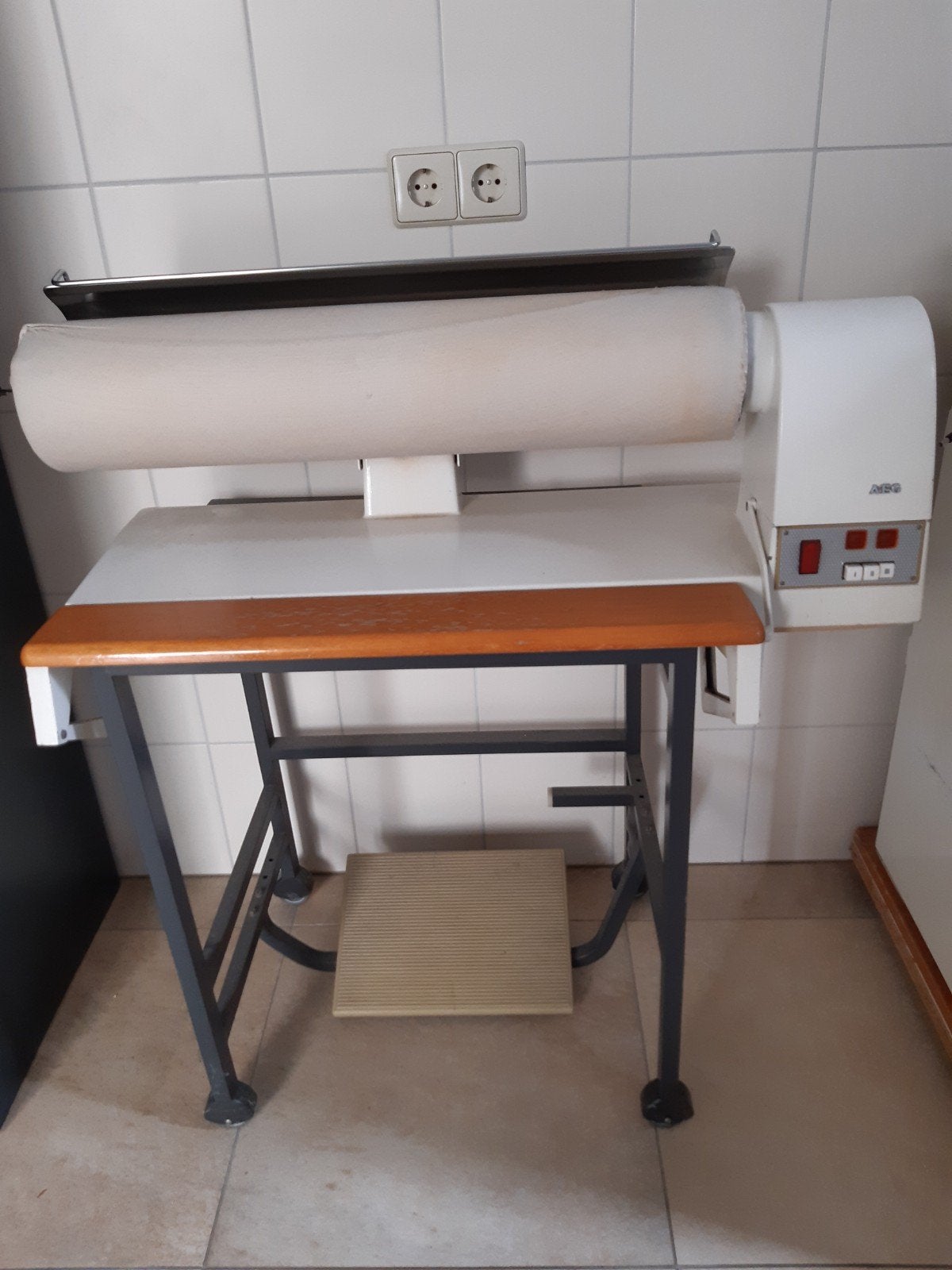 AEG Strijkmachine, mangel, strijkrol, Witgoed en Apparatuur, Ophalen, Gebruikt