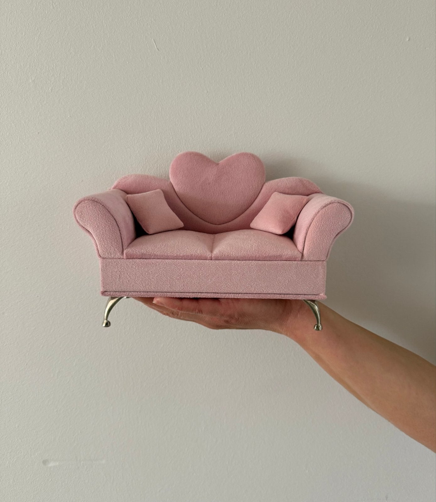 Roze sieradendoosje in bankvorm met spiegel, Ophalen of Verzenden, Roze, Hardcase, Zo goed als nieuw
