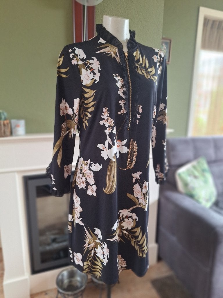 K-Design orchidee jurk mt XL, Kleding | Dames, K-design, Verzenden, Zwart, Maat 46/48 (XL) of groter