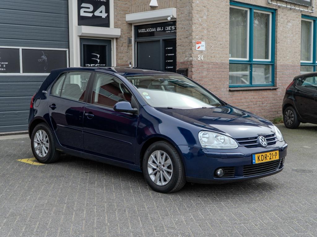 Volkswagen Golf 1.4 Trendline (bj 2006), Gebruikt, 4 cilinders, Blauw, 610 kg