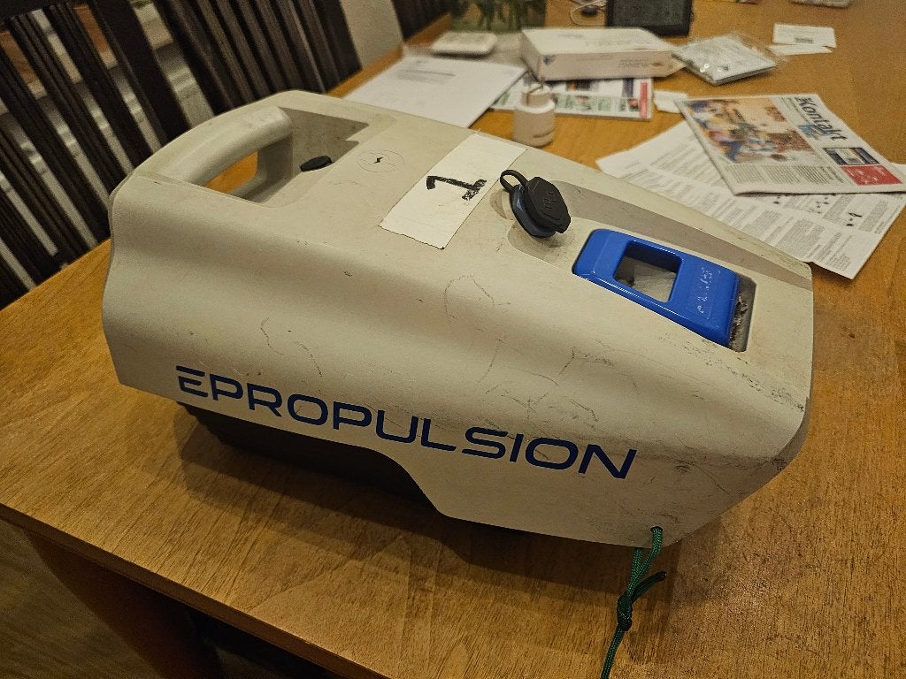 Defecte ePropulsion 1.0 plus accu's gezocht., Ophalen, Gebruikt, Minder dan 5 pk, Elektrisch