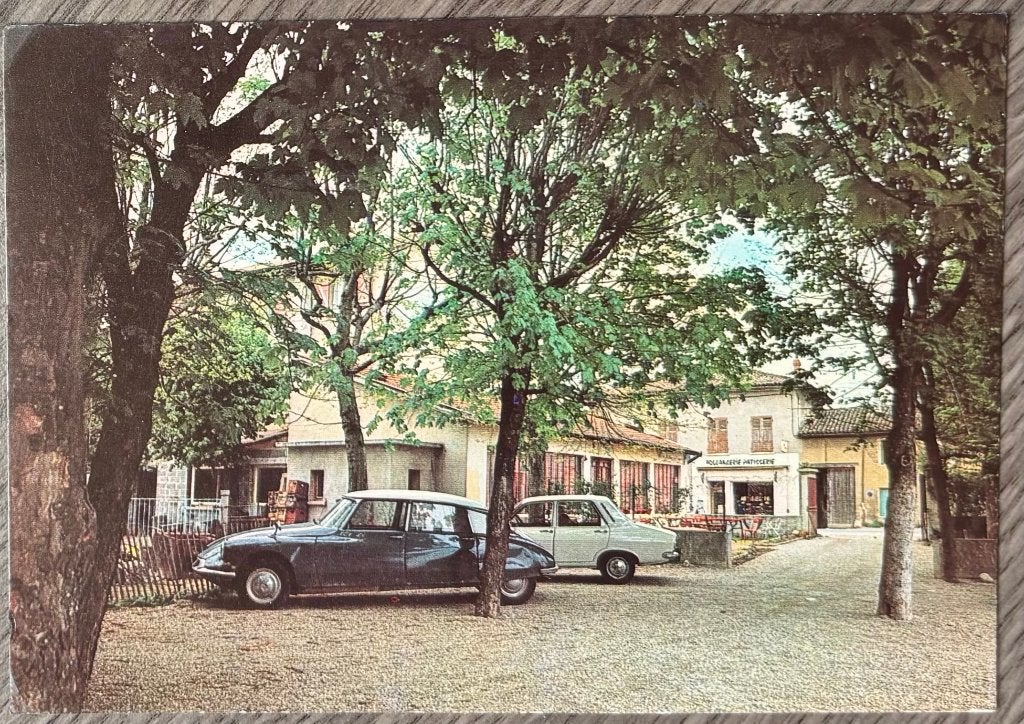 Auto's - Citroen DS - Saint Laurent de Mure - Frankrijk, Verzenden, 1960 tot 1980, Ongelopen, Frankrijk