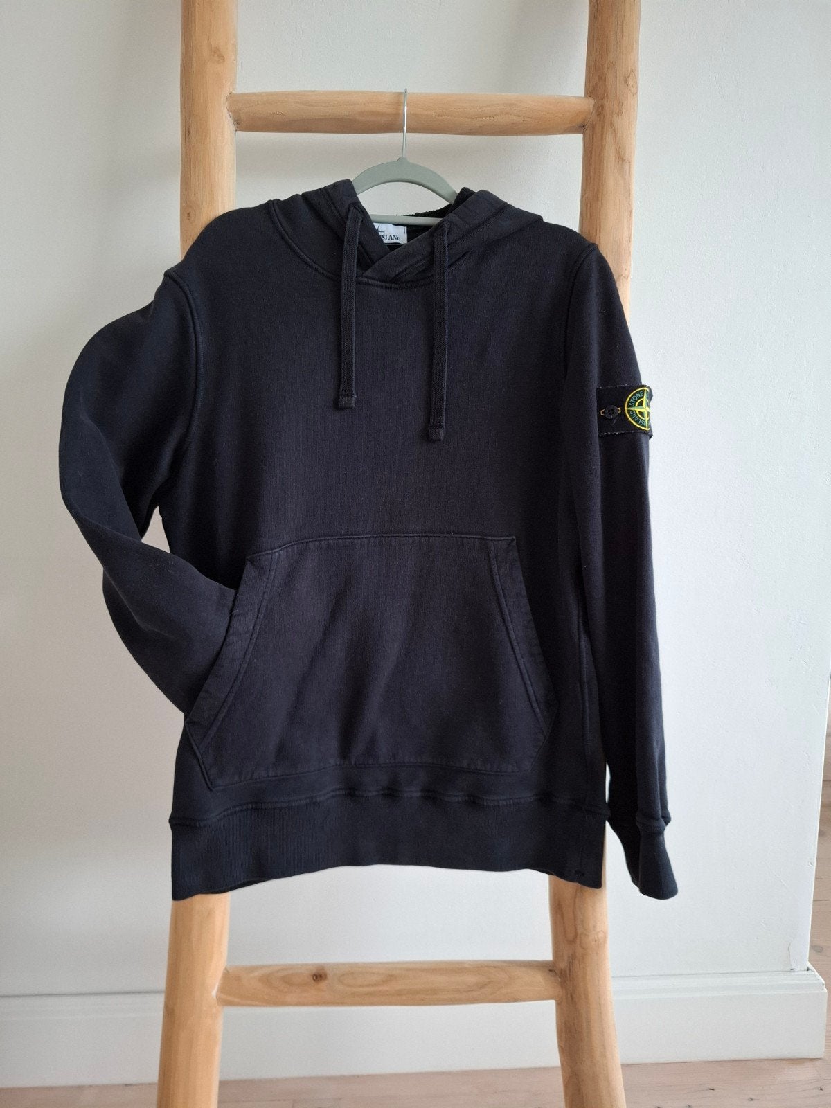 Stone Island Hoodie sweater zwart Maat S - Zo goed als nieuw, Maat 48/50 (M), Zwart, Ophalen of Verzenden, Stone Island