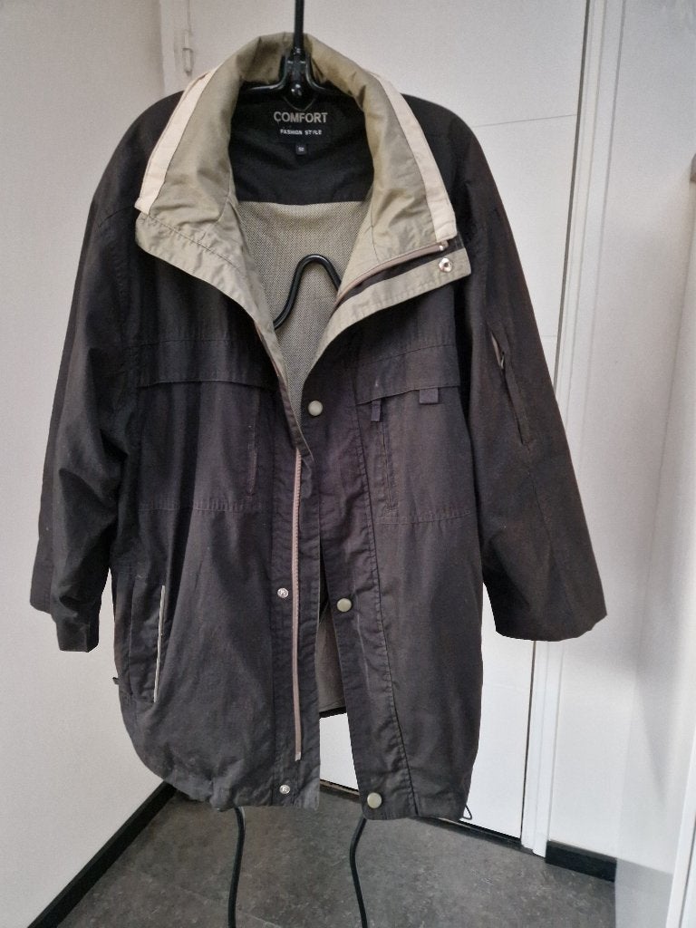 mooie gevoerde zwarte jas, maat 52, Maat 52/54 (L), Zwart, COMFORT fashion, Ophalen of Verzenden