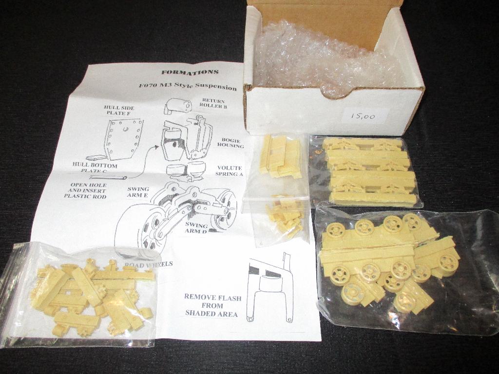H-415,FORMATIONS 1-35,NO,F070,M3 Lee Style Suspension Set, Overige merken, 1:32 tot 1:50, Overige typen, Nieuw