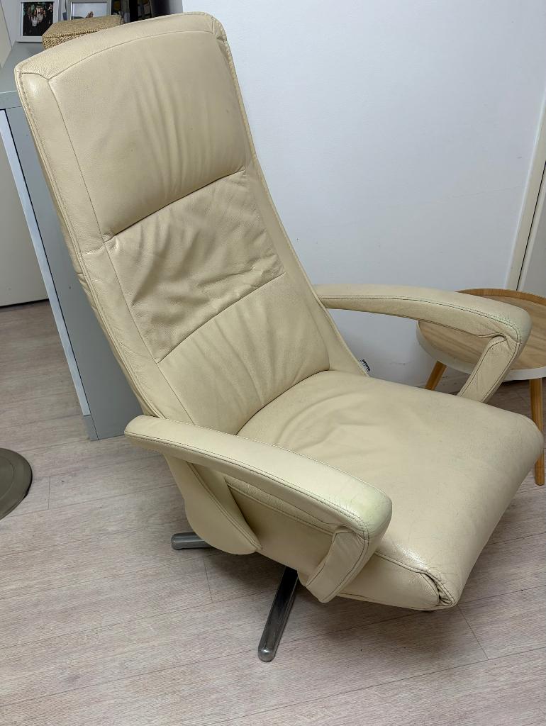 Electrische relax fauteul merk Framatie Design, Huis en Inrichting, Fauteuils, Ophalen, Gebruikt, Minder dan 75 cm, Leer