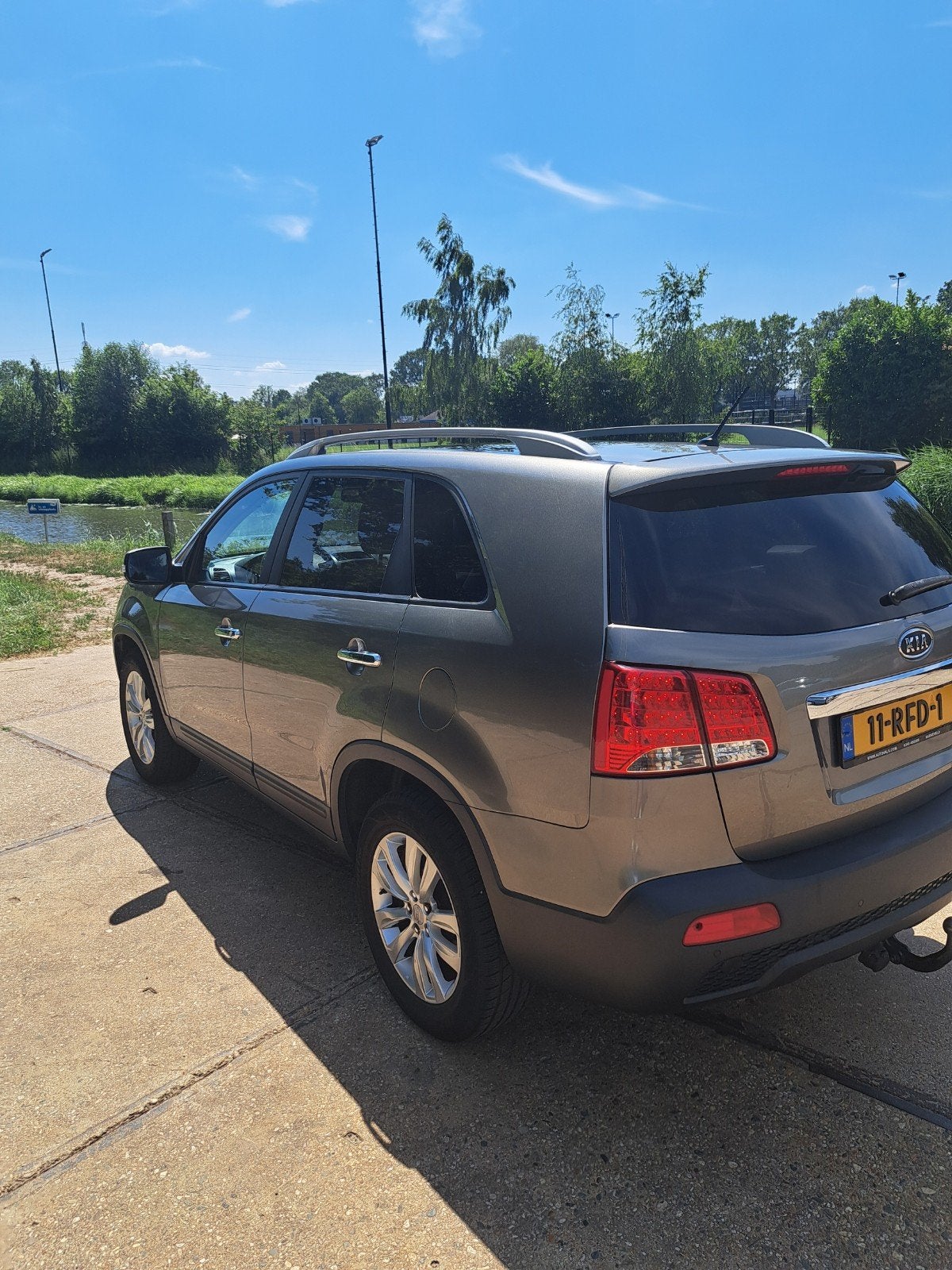 kia sorento 2011 goed onderhouden panorama trekhaak navi, Auto's, Zwart, 2000 kg, 1725 kg, Sorento