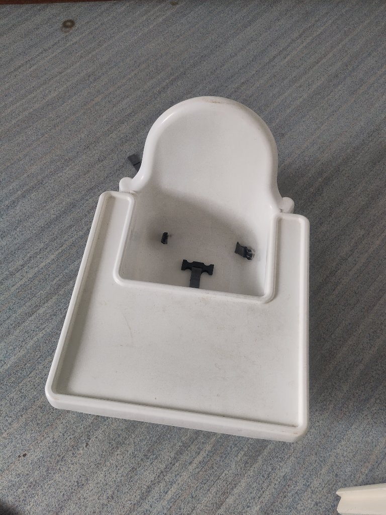 ikea antilop kinderstoel plastic wit, Kinderen en Baby's, Ophalen, Gebruikt, Overige typen, Gordel(s)