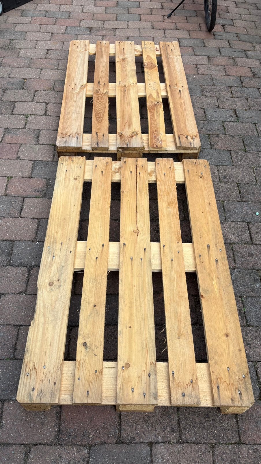 2 europallets+ 2 losse stukken +aantak losse planken, Ophalen of Verzenden, Overige houtsoorten