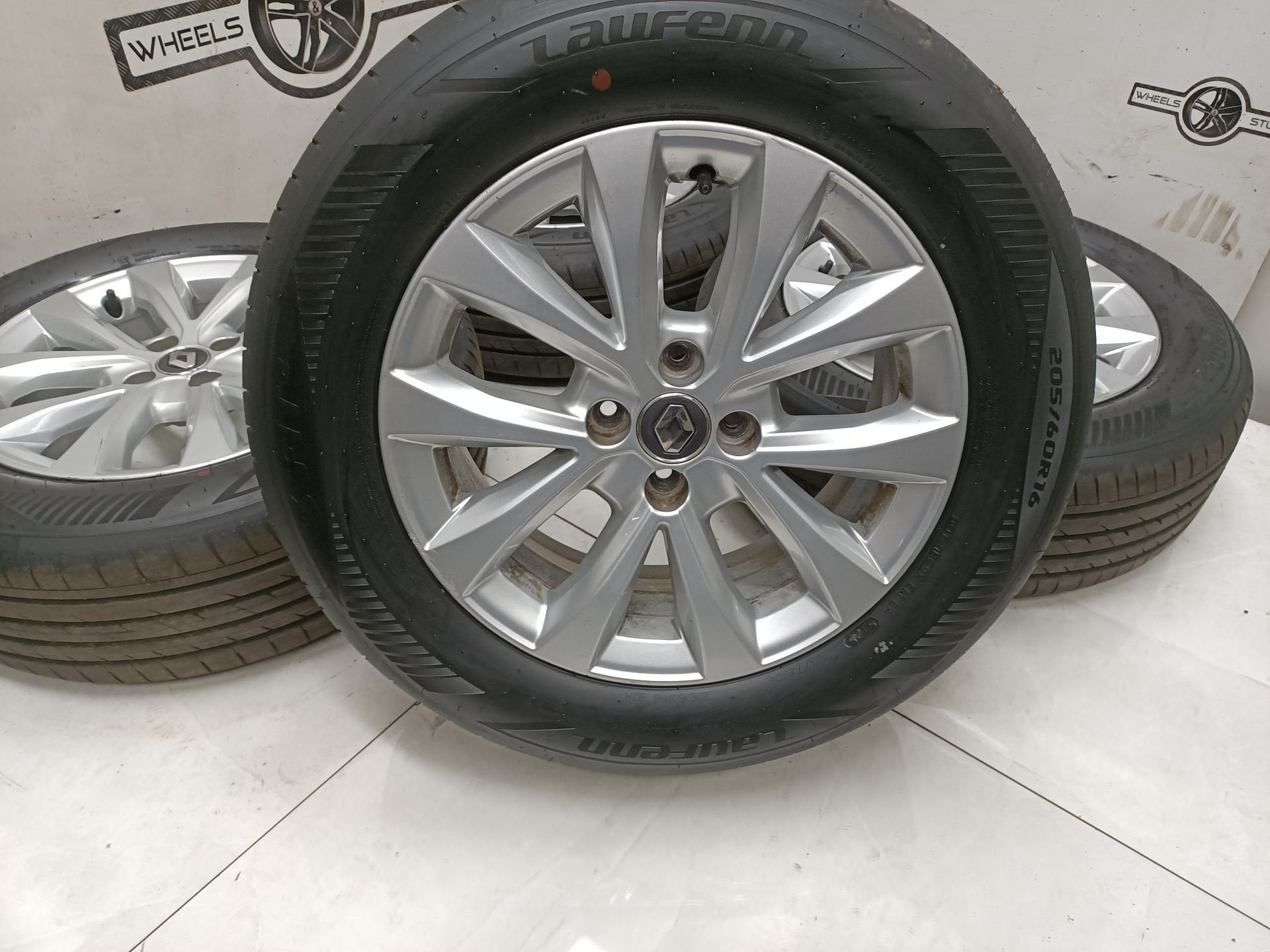 Renault Capture clio lichtmetaal velgen 16"inch 4x100, Auto-onderdelen, Gebruikt, -, -, Banden en Velgen