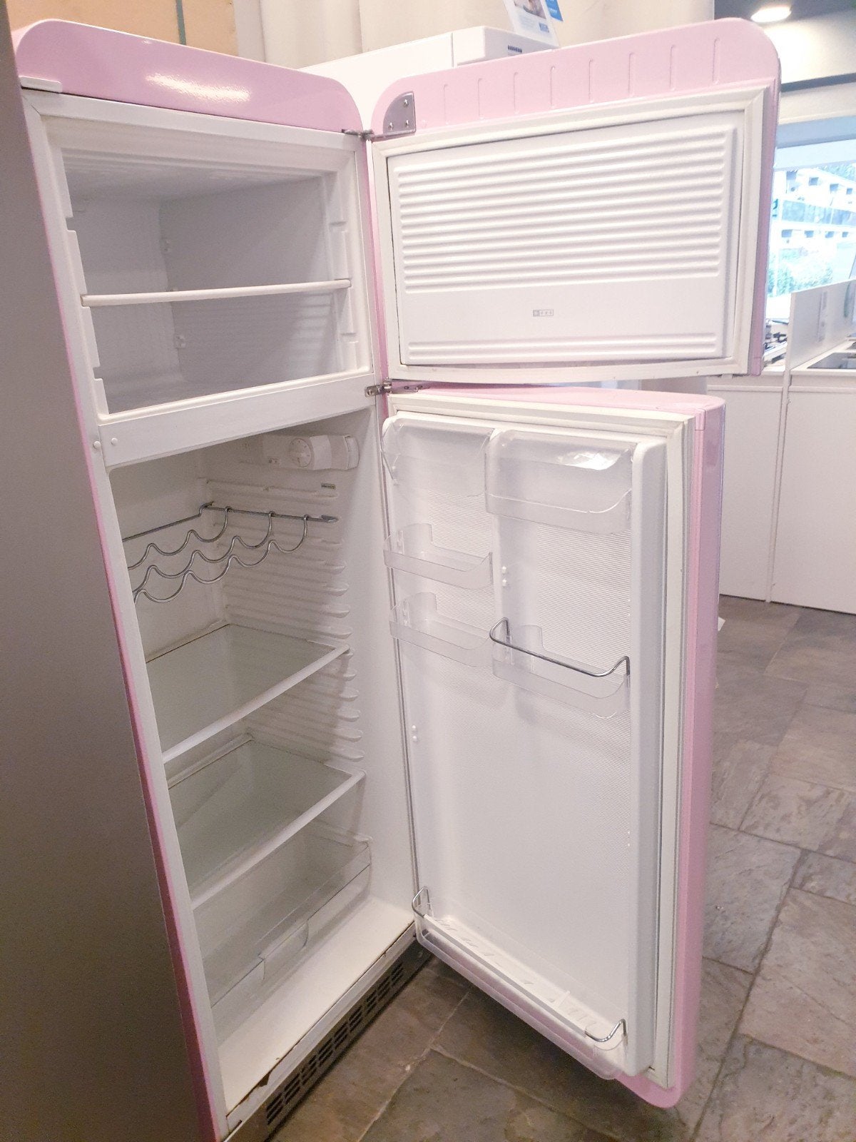 koelvries combinatie SMEG ROZE , INC GARANTIE, Ophalen, Gebruikt, 200 liter of meer, 60 cm of meer