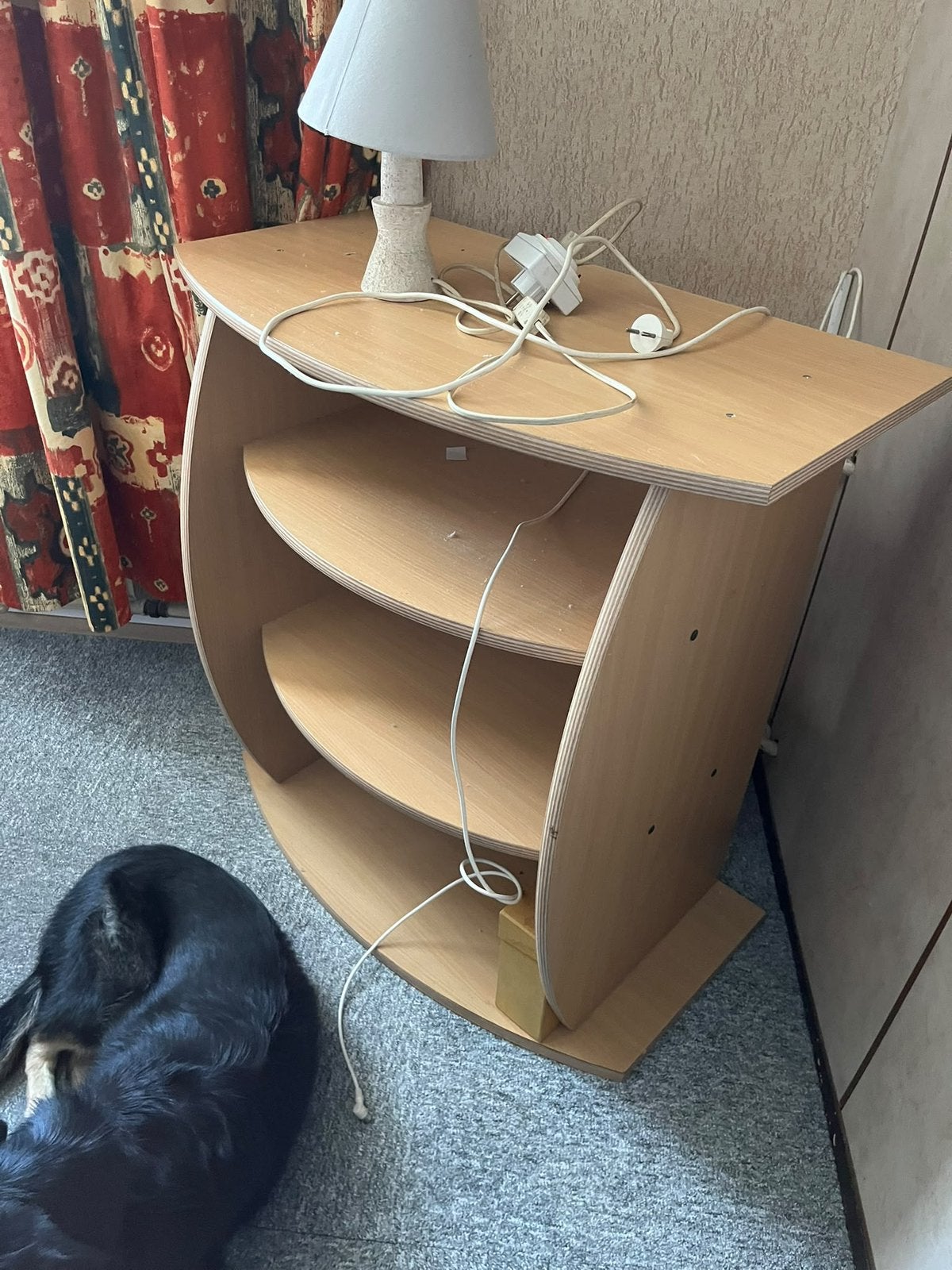 Licht houten kastje met 3 legplanken, Ophalen, Zo goed als nieuw