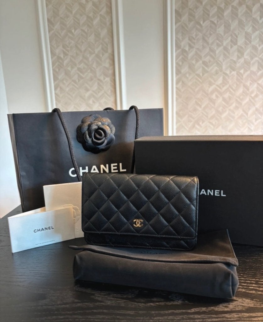 Chanel Wallet on a chain, Ophalen, Zo goed als nieuw, Zwart, Avondtasje
